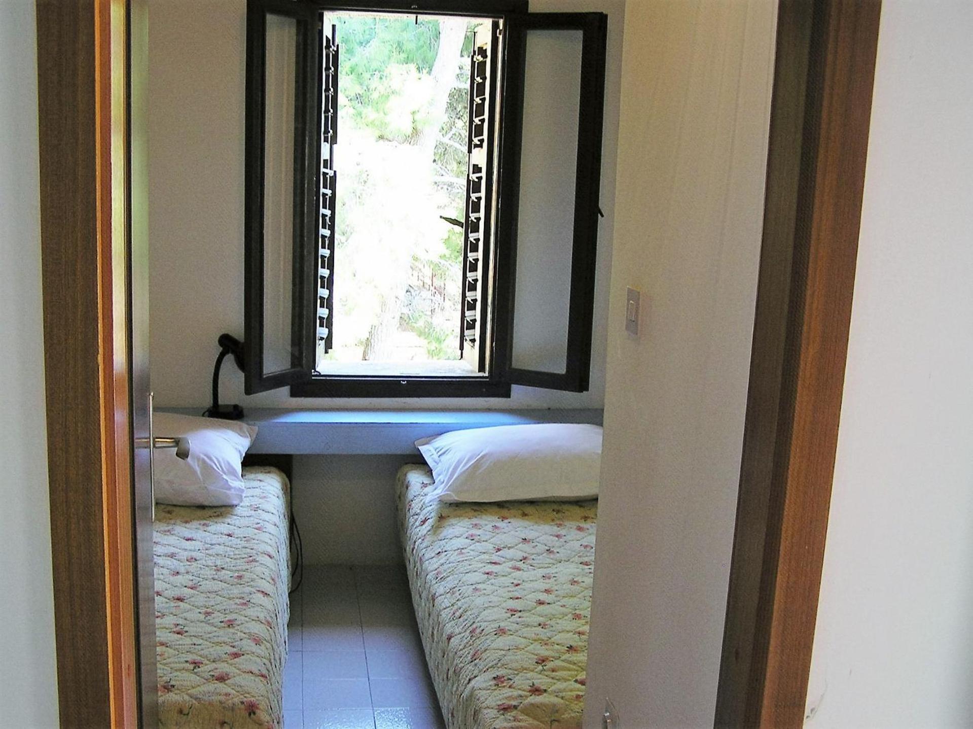 Apartments Mako Писак Екстериор снимка
